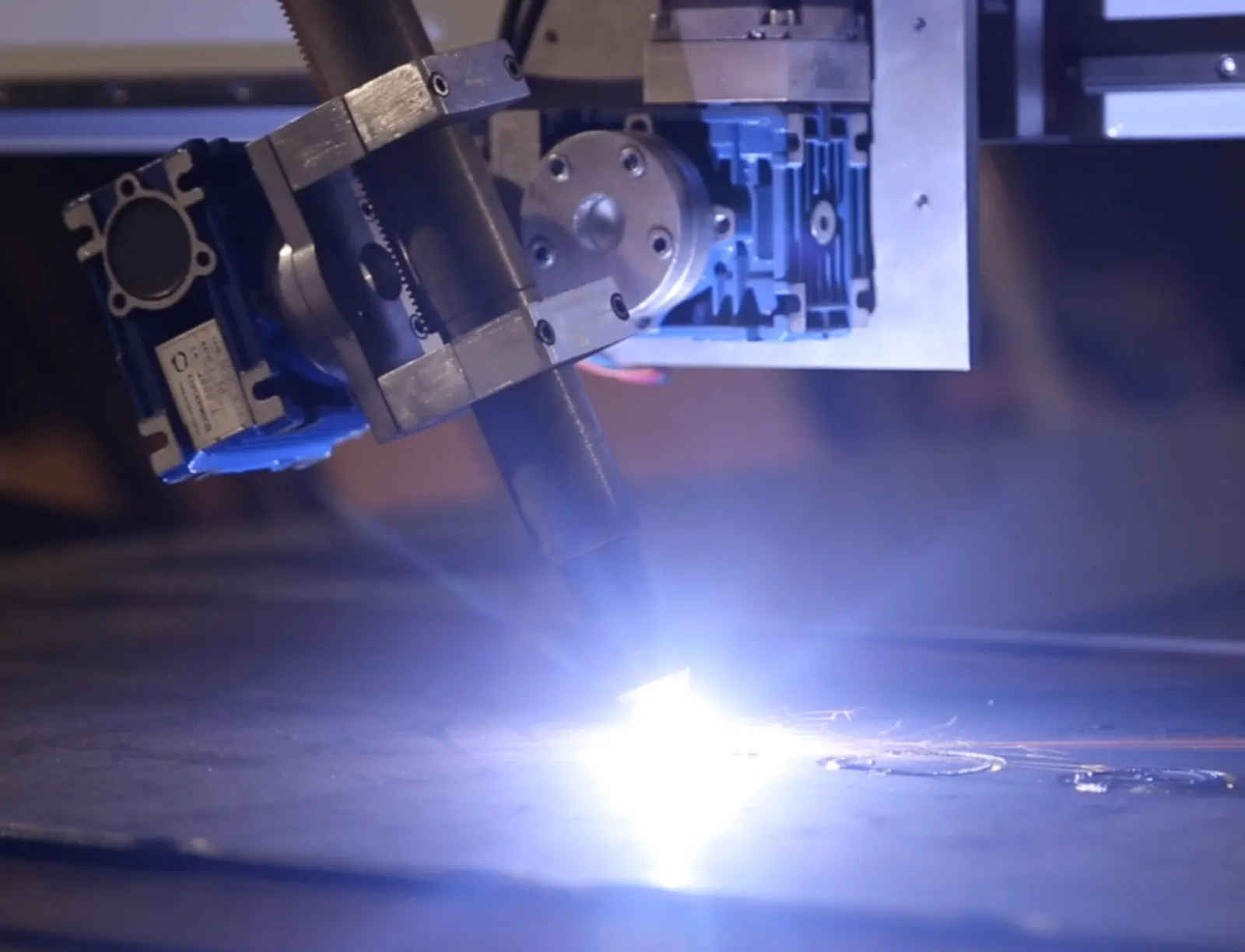 Custom CNC Machinery — hero
